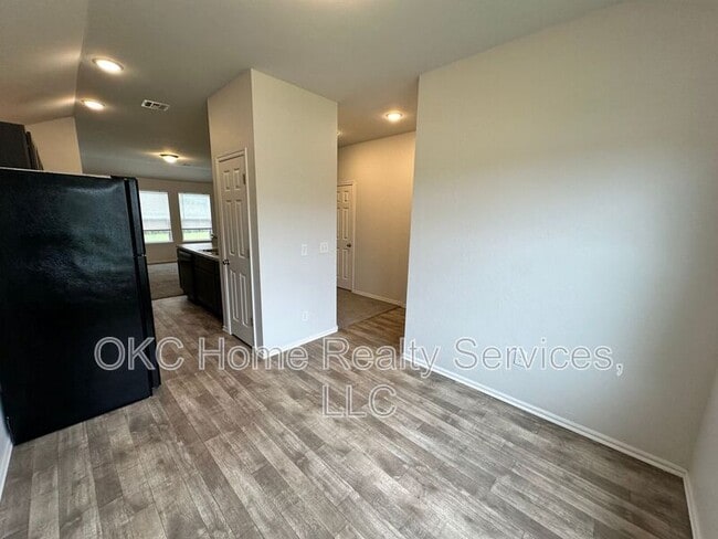 Photo - 11113 NW 100th St