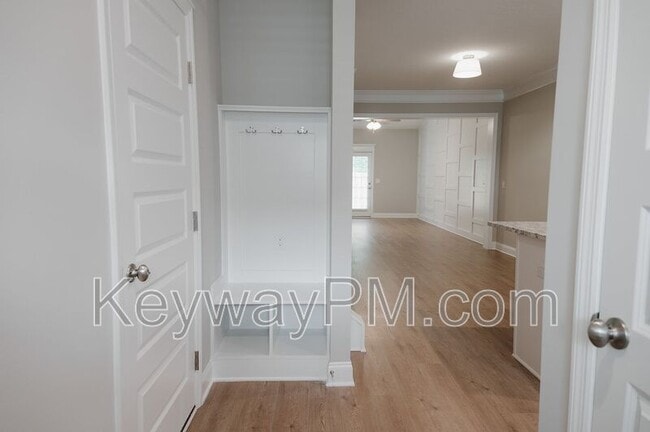 Photo - 4512 Chestnut Trl