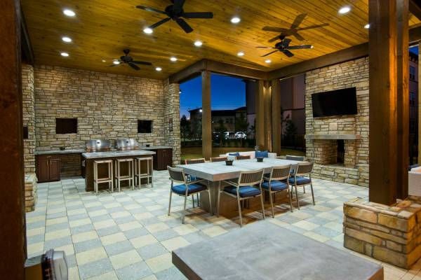 Residences at Lake Park apartments — community photo