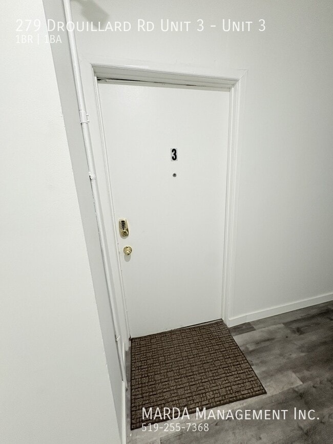 Photo - COZY 1 BED/1 BATH IN FORD CITY - PLUS HYDRO! 1 MONTH FREE RENT!! Unité 3