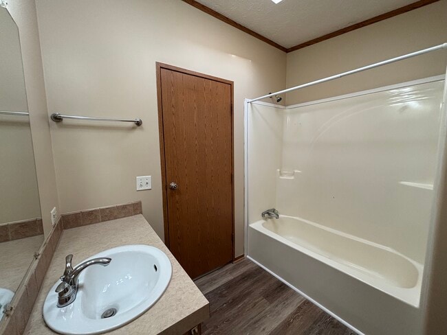 Photo - 481 Spanish Oak Ln