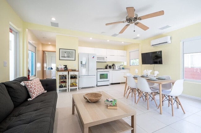 Photo - 316 Oregon St Unit ID1312652P