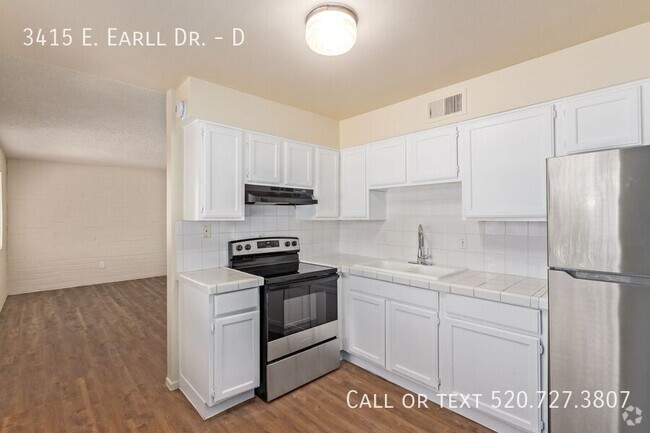 Building Photo - 3415 E Earll Dr Unit D Rental