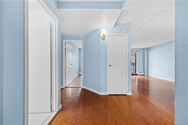 Photo - 123 Mamaroneck Ave Unit 214