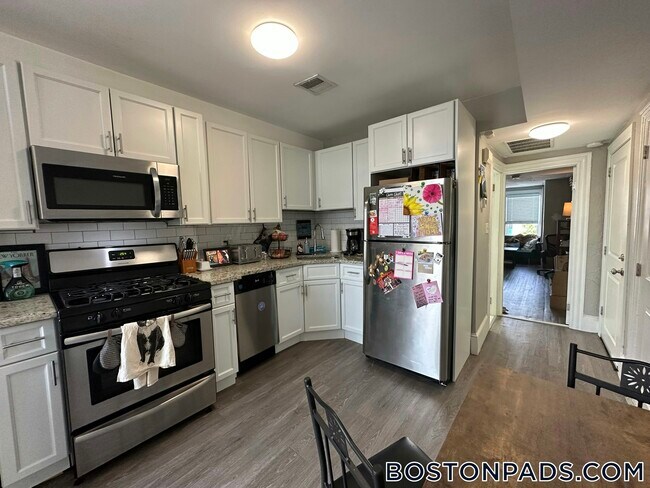 Photo - 133 Eutaw St Unit 3