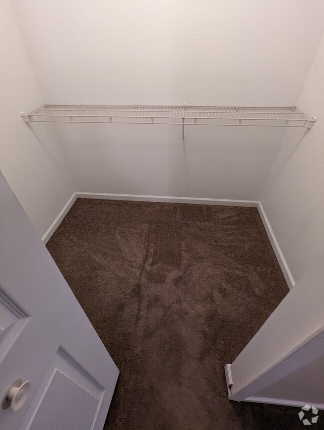 Building Photo - 8820 Stone Way NW Unit #1 Rental