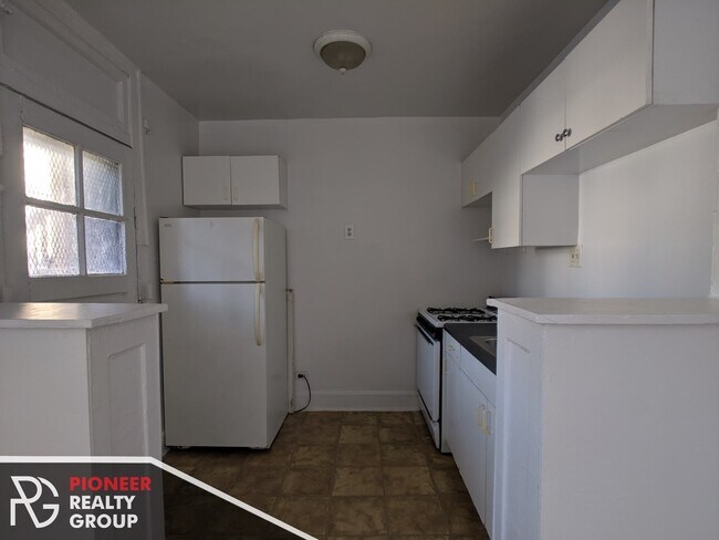 Photo - 2322 N Spaulding Ave