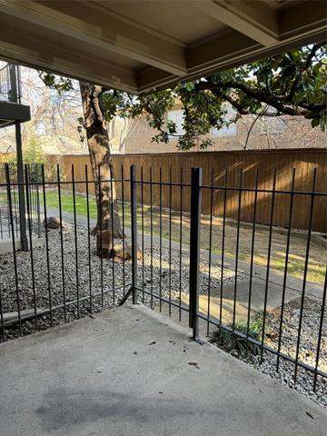 Photo - 5212 Fleetwood Oaks Ave Unidad 102