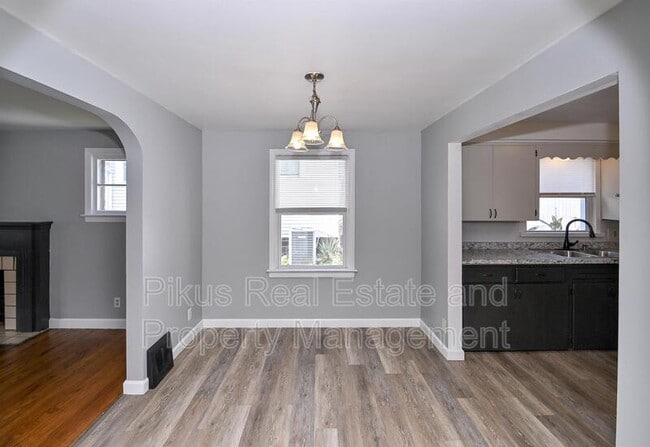 Photo - 2421 Nicholas Pl NW