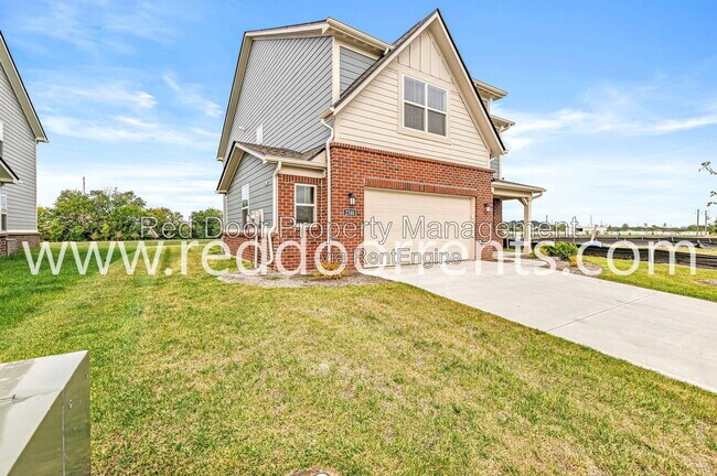 2746 Salem Pl