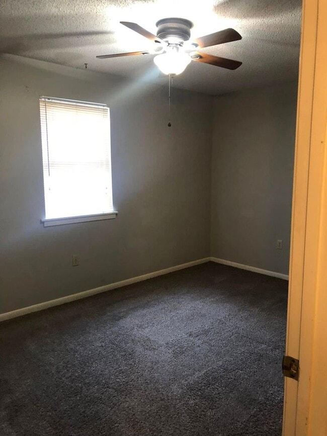 Photo - 23 Hartwell Pl
