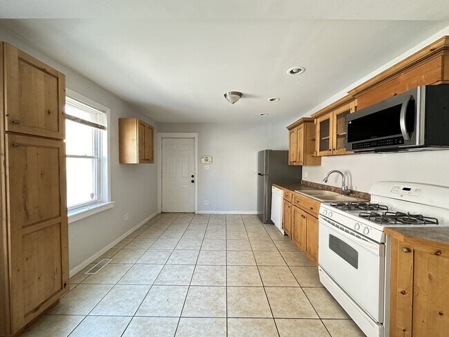 Photo - 2458 N Clybourn Ave Unit R3