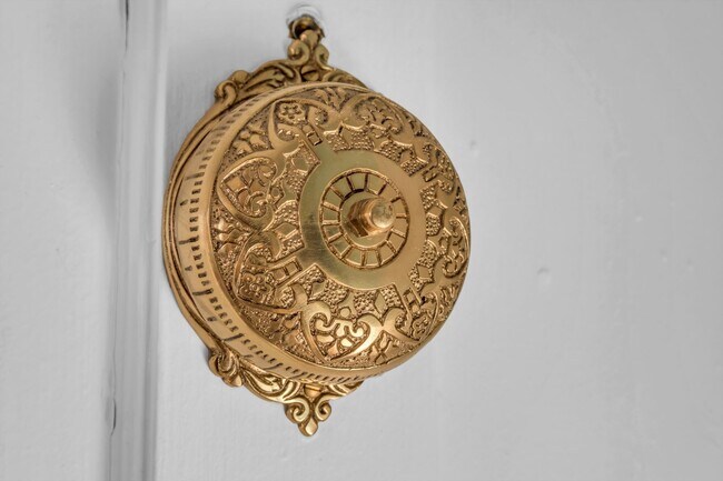 Photo - Available in March. Nashville 2 BED charming cottage for rent. Renovated with darling details and...