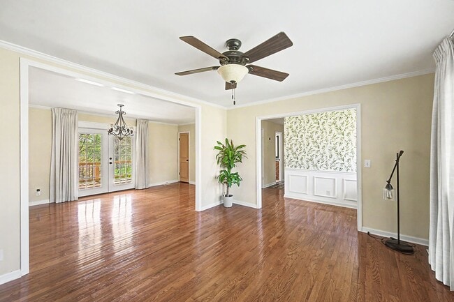 Photo - 4509 Baton Rouge Dr