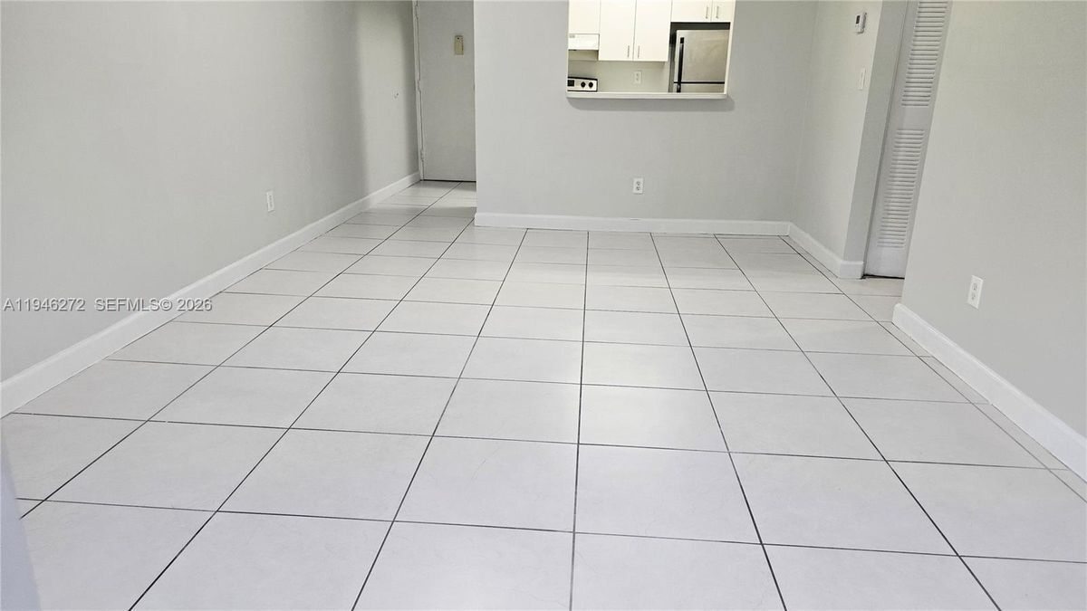 Photo - 2150 SW 16th Ave