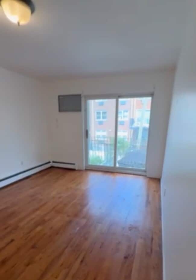 15533 78th St Unit 3Fl