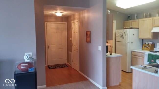 Photo - 239 Legends Creek Way Unidad 310