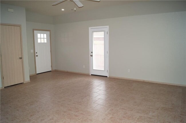 Photo - 67 Dakota Trail