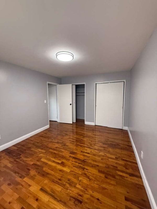 Photo - 364 Williamson St