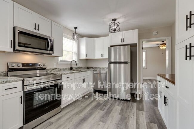 254 Collier Ave