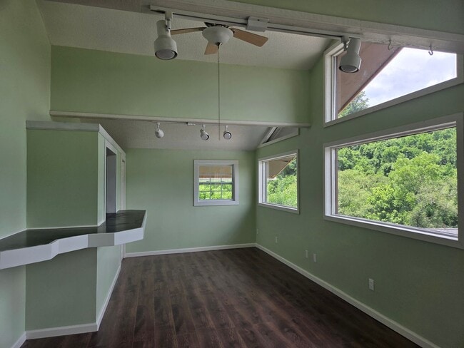 Photo - 2 Bedroom / 1 Bath bonus room, large living kitchen/dining room combo duplex Unit #5