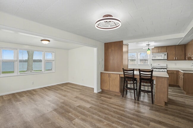 Building Photo - 6520 S 070 E