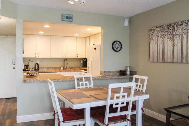 Photo - 1830 Embassy Dr Unit 306