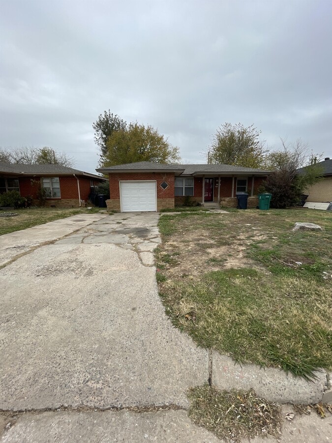 Photo - 2833 SW 48th St House