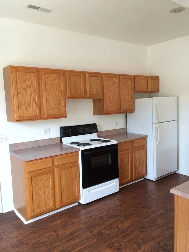 Building Photo - 404 S Marion St Unit 404 SOUTH MARION APT C