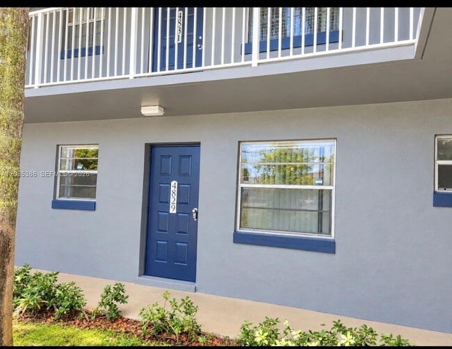 Building Photo - 4829 NW 9th Dr Unit 4829