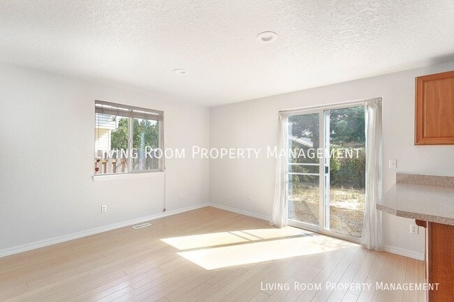 Photo - 5232 SE 64th Ave