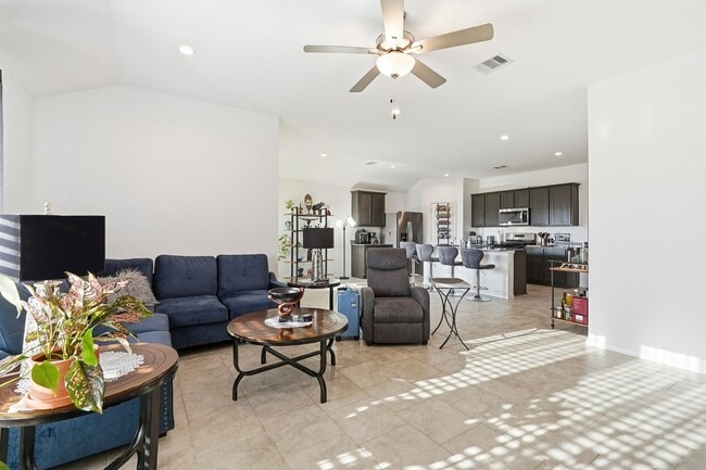 Photo - 1046 Appaloosa Ln