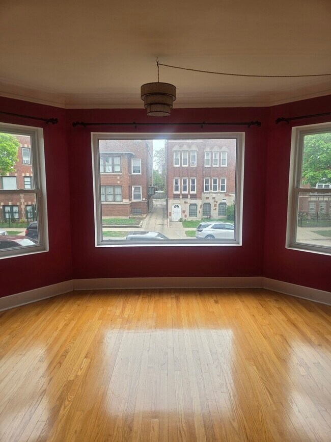 Photo - 6926 S Paxton Ave