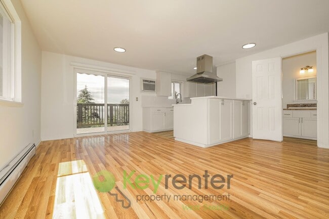 Photo - 15433 22nd Ave SW