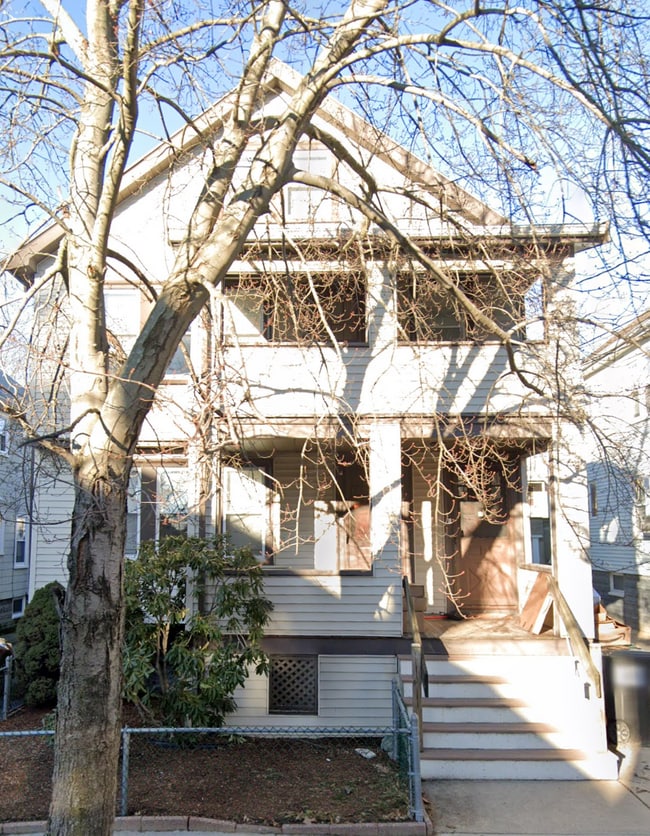 Photo - 32 Irvington Rd