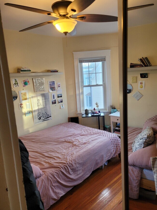 332 Beacon St Unit 2
