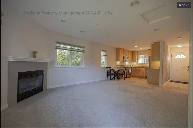 Photo - 202 Foss Creek Cir Unidad D
