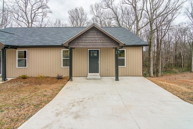 Unit 52 (Right Unit) - 52 Creekside Ln House