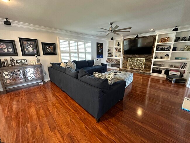 Photo - 5701 Ventnor Ave