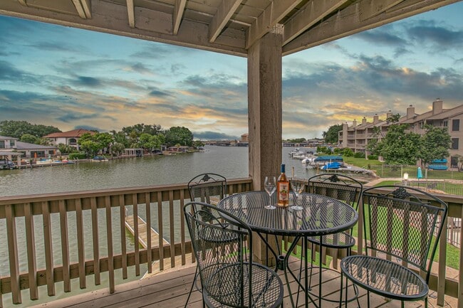 Photo - 509 Short Circuit Condo Unit 210