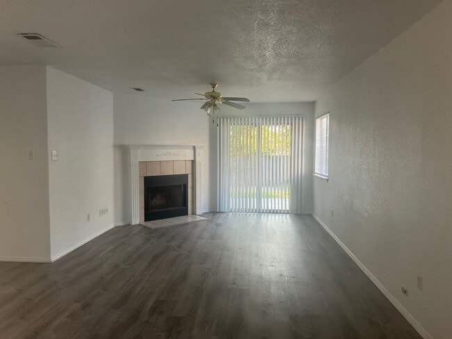 Photo - 2709 Haven Dr