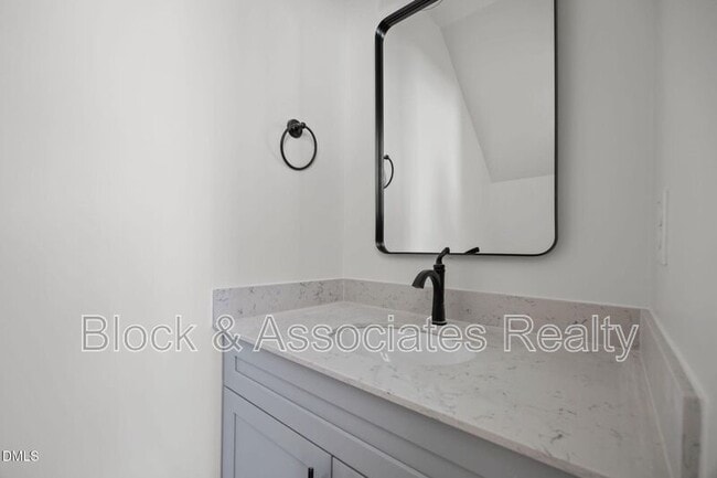 Photo - 2811 Wilcox Pl