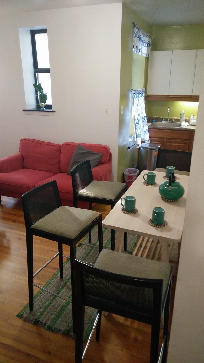 Building Photo - 571 Academy St Unit 4D Rental
