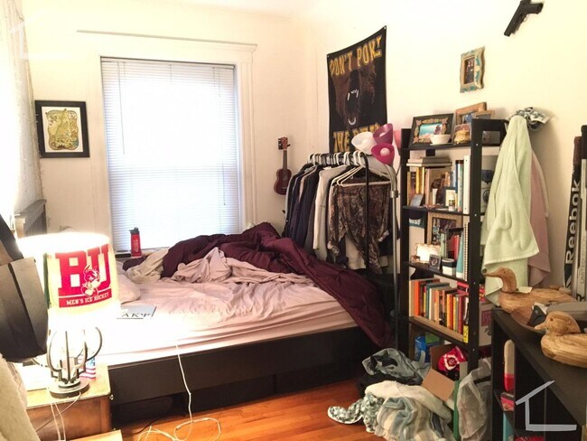 Photo - Unique and Unique BU Unique Apt