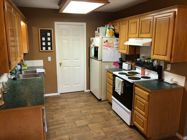 Photo - 4247 W Cheyenne Dr