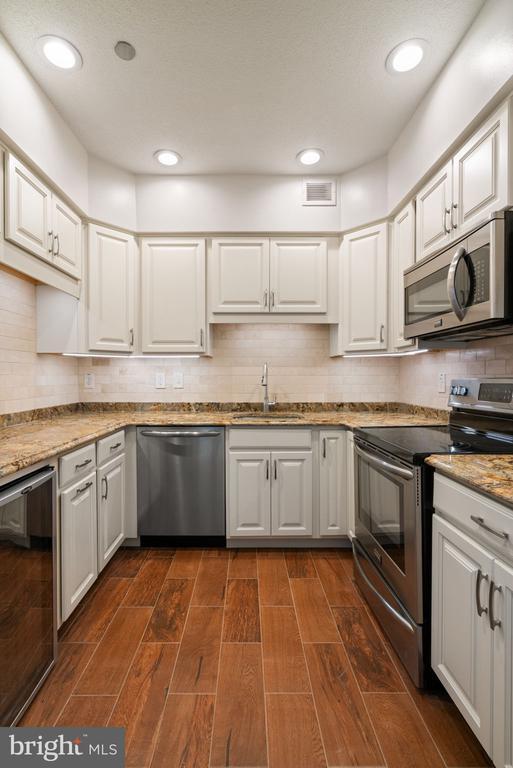 Photo - 1805 Crystal Dr Unit 1109S