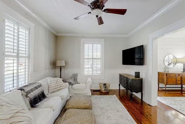 Photo - 510 E Amelia Ave