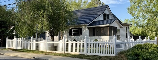Building Photo - 96 Louisiana Ave