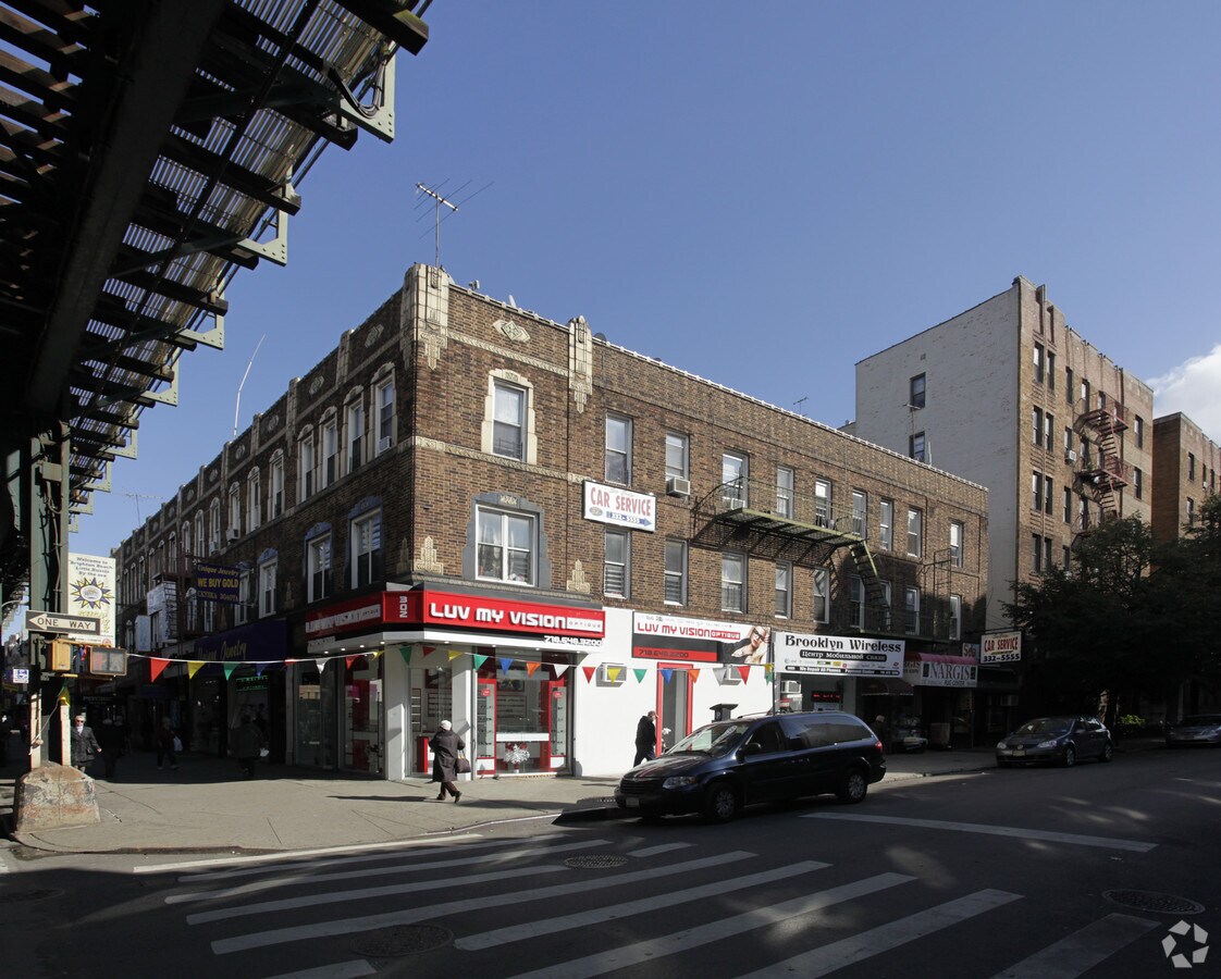 Photo - 302 Brighton Beach Ave