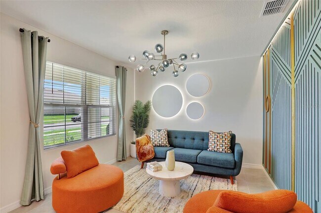 Photo - 1368 Sugarwood St